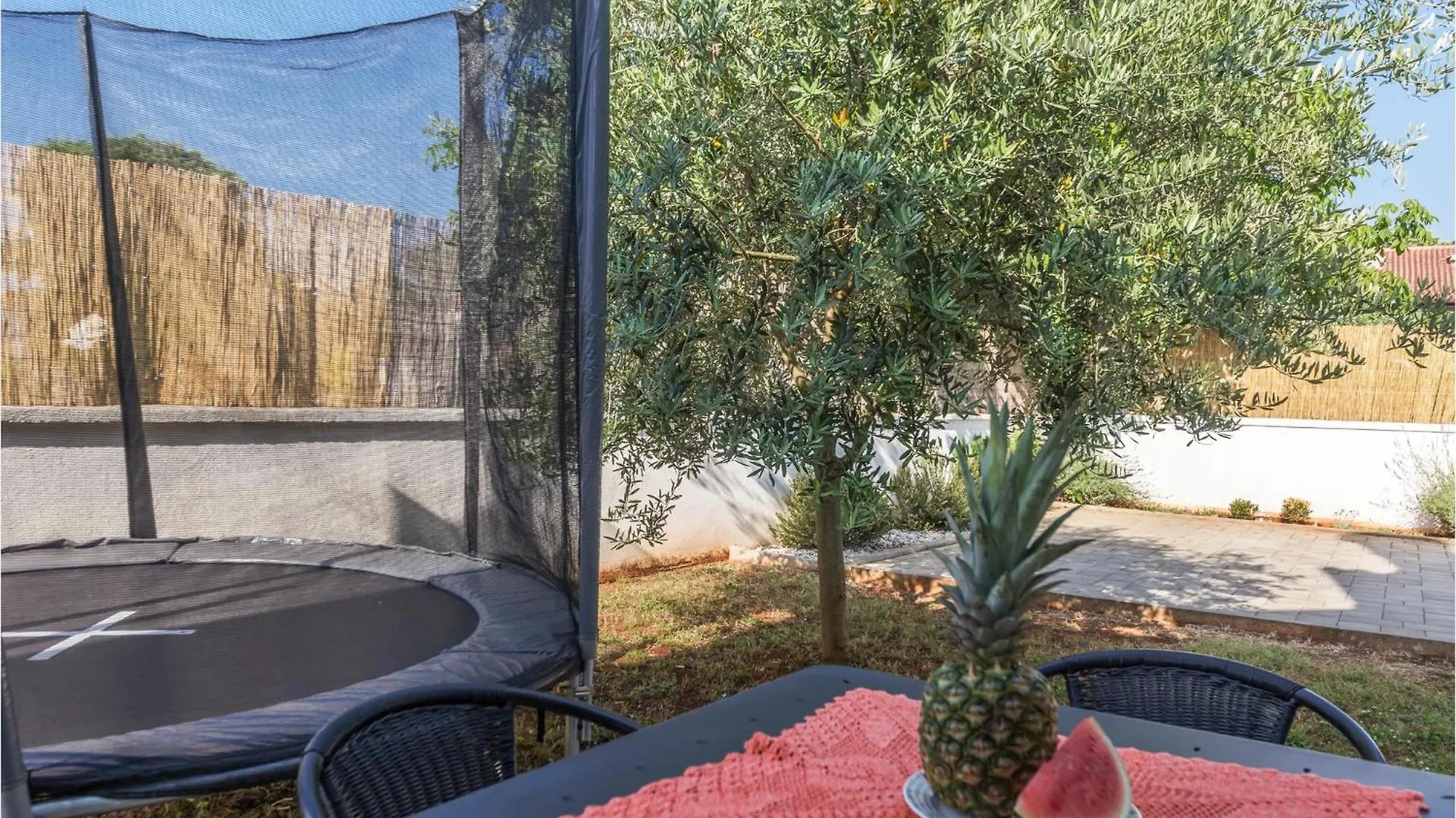 Amazing Home In Fazana With Kitchen Kroatien